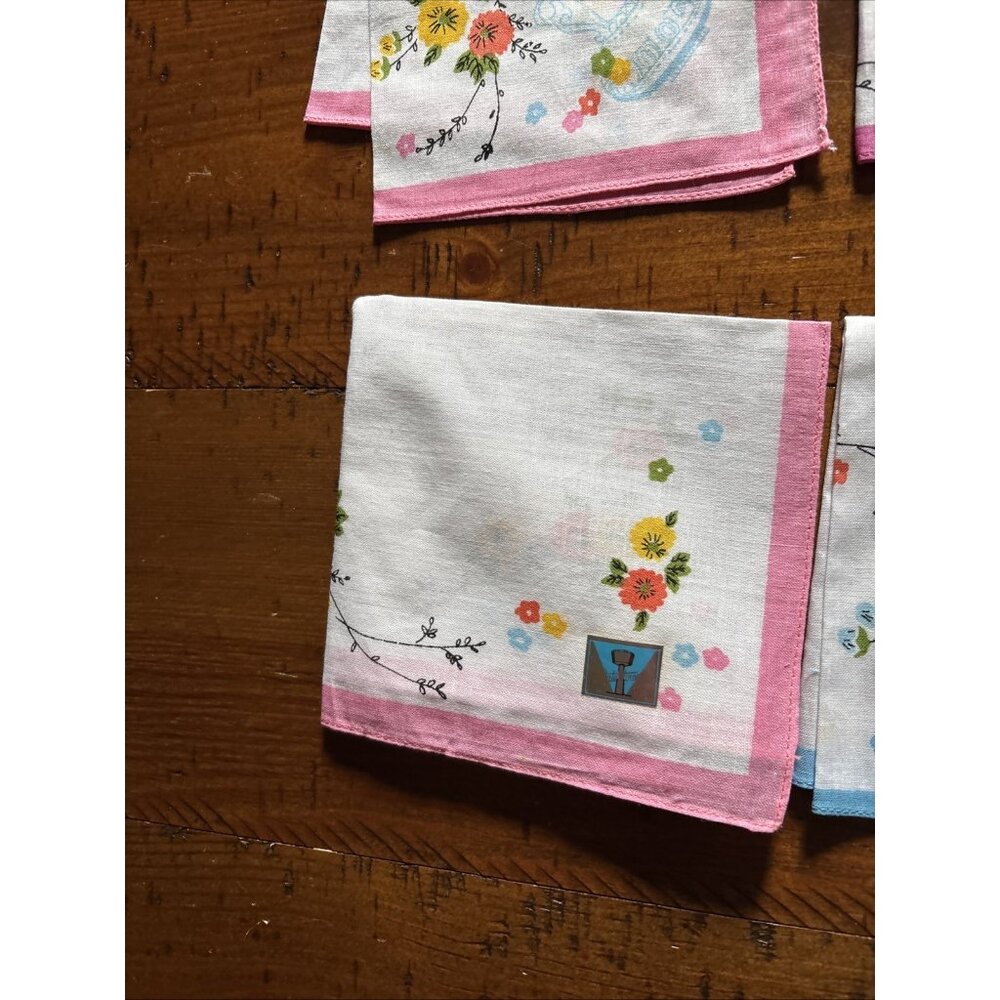 Collection Of Handkerchiefs Nine Total V-day Spring - Picture 9 of 14